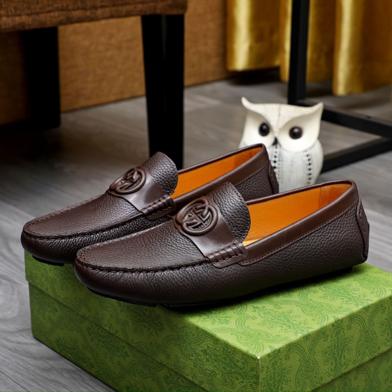 G*u*i leather shoes